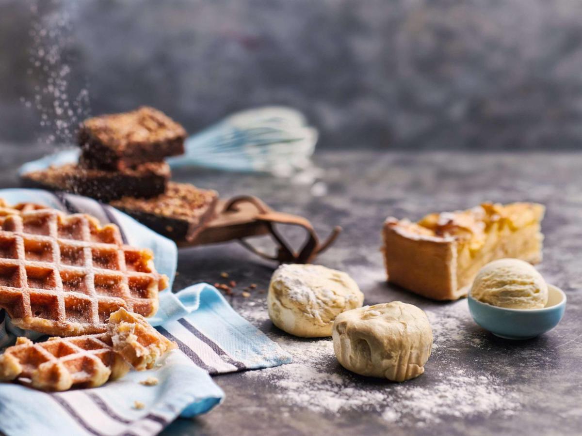 Movenpick Jumeirah Village Triangle Dubai Buitenkant foto Baking